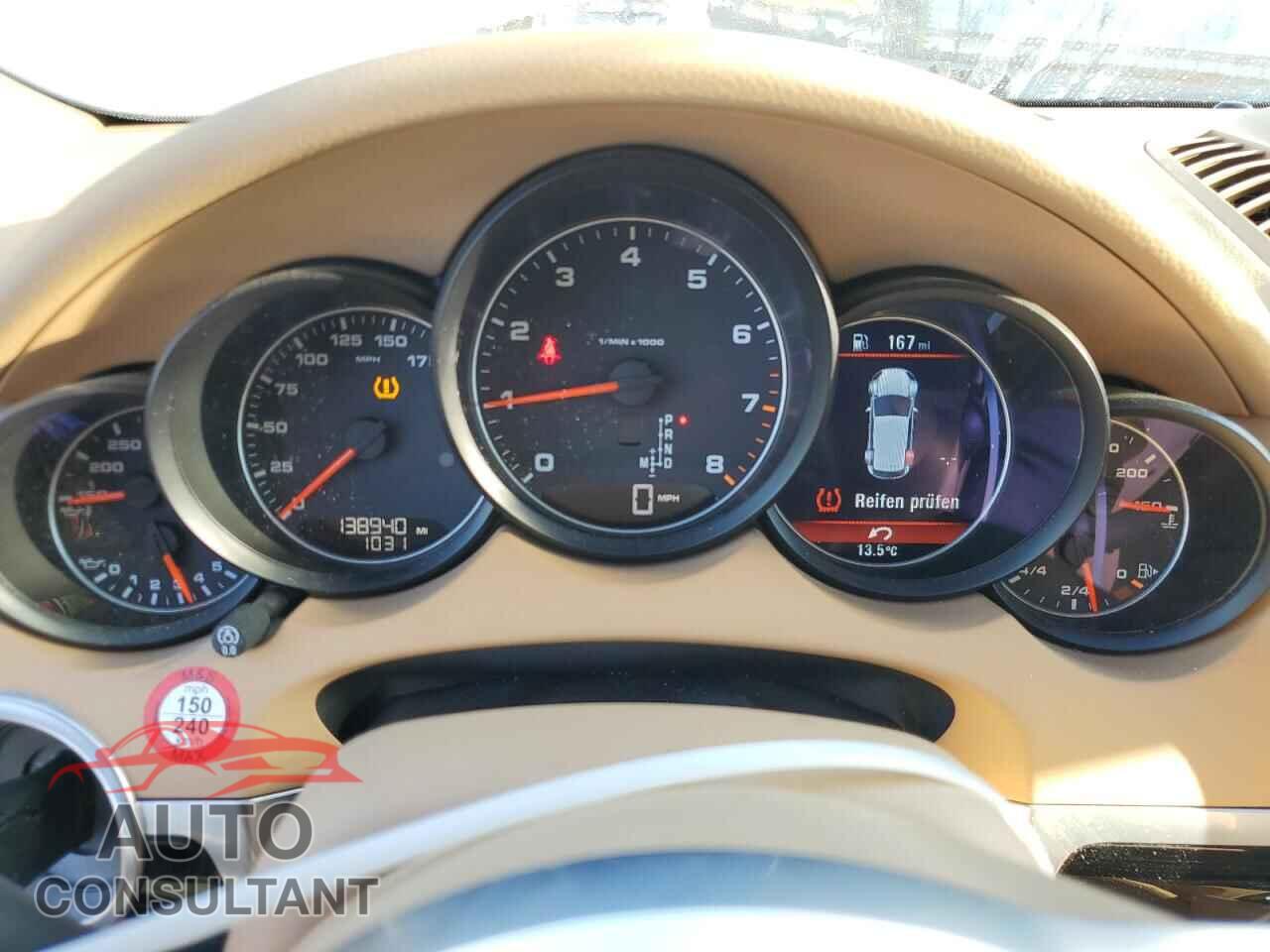PORSCHE CAYENNE 2016 - WP1AA2A25GKA11179
