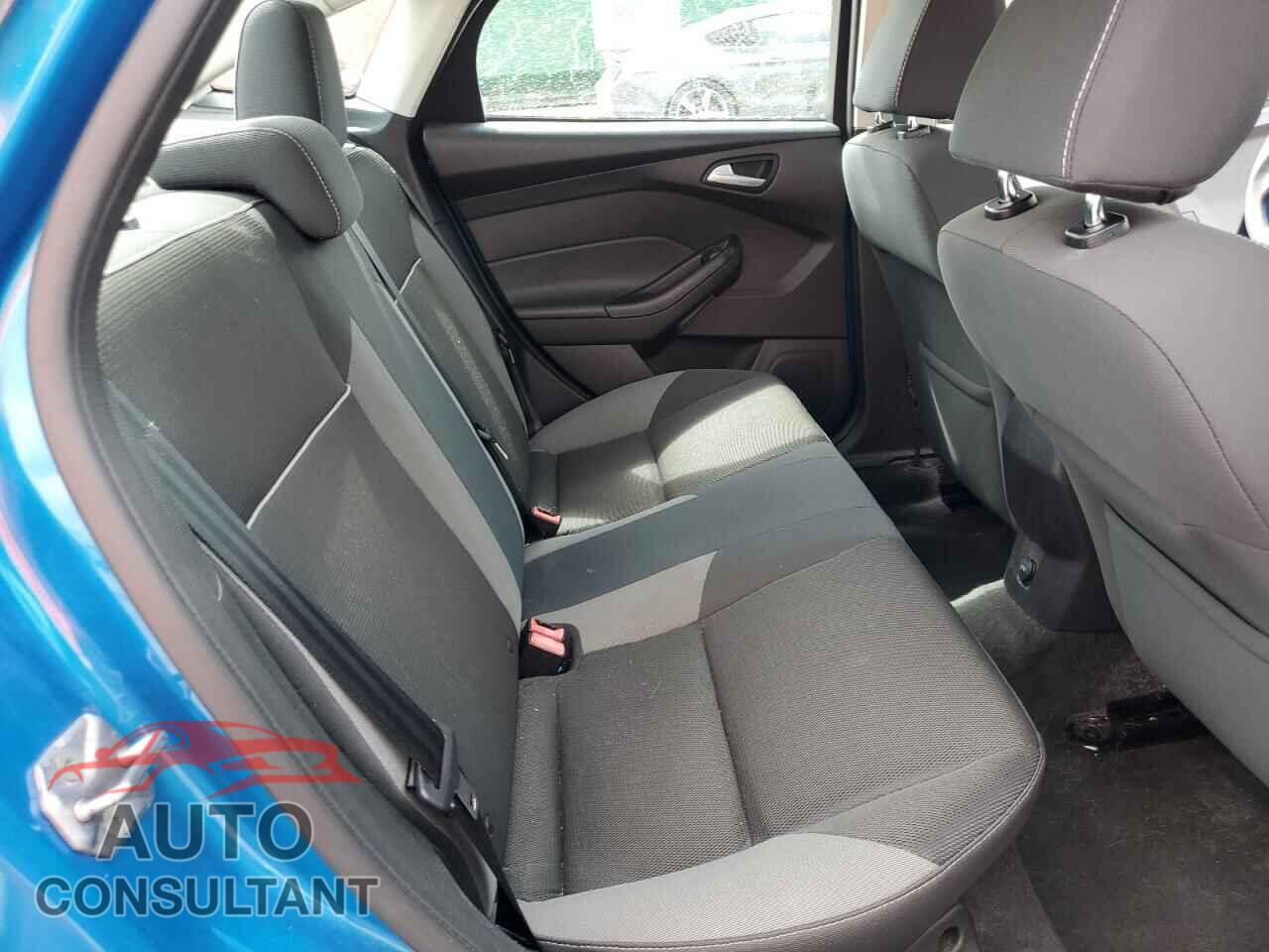 FORD FOCUS 2013 - 1FADP3F24DL332430