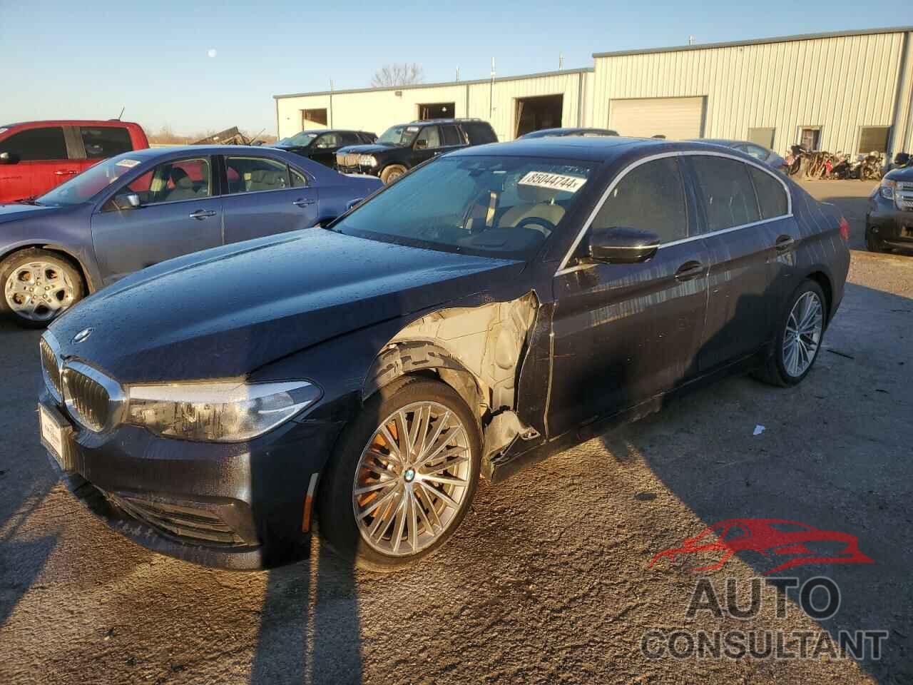 BMW 5 SERIES 2019 - WBAJA7C51KWW27756