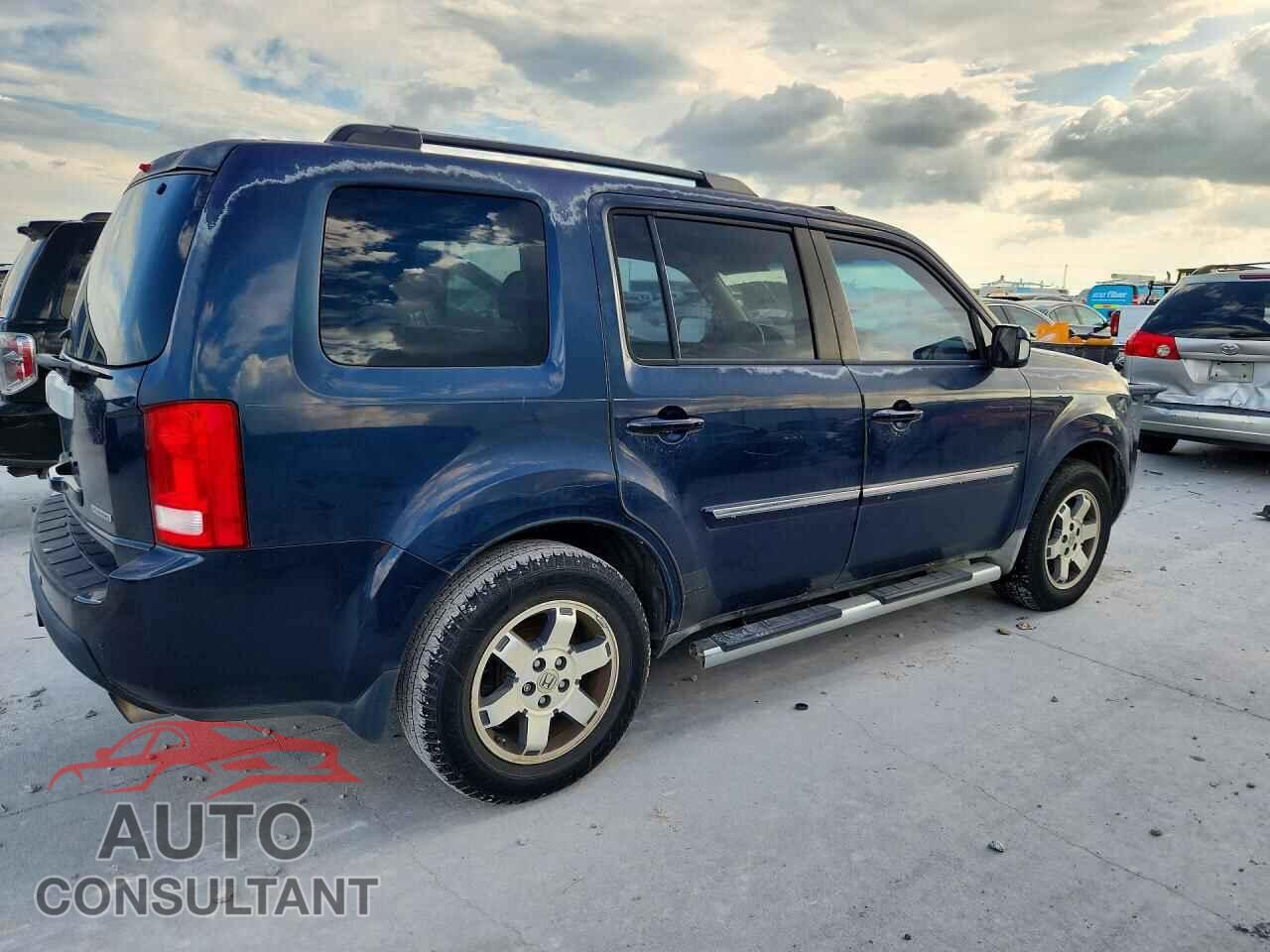 HONDA PILOT 2011 - 5FNYF3H91BB023300