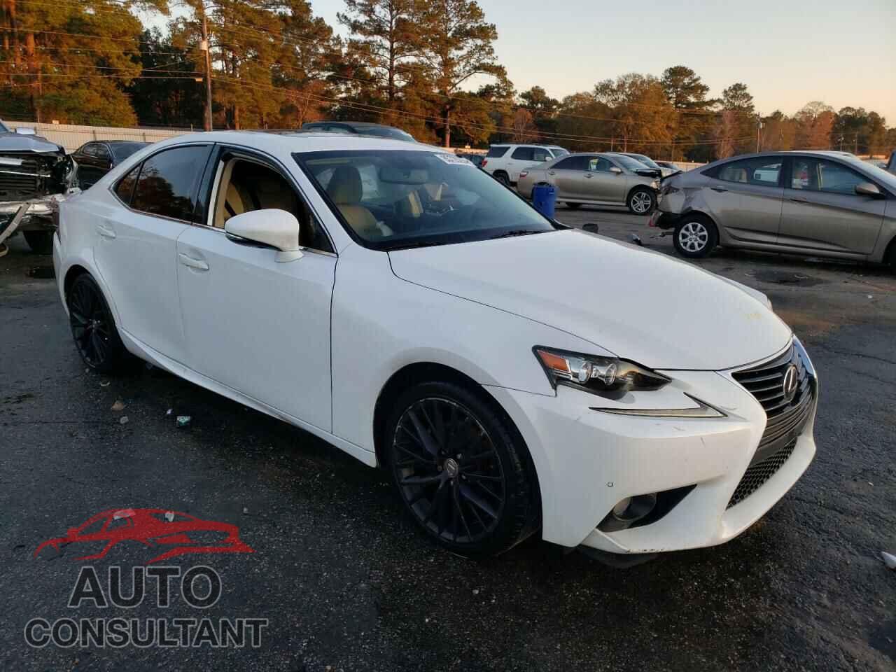 LEXUS IS 2014 - JTHBF1D21E5018654