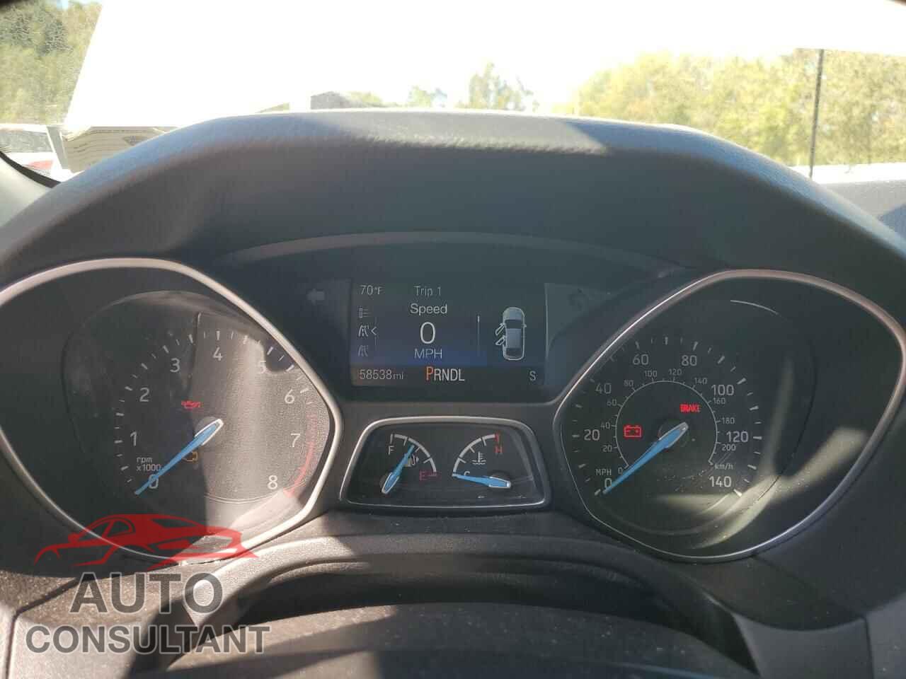 FORD FOCUS 2017 - 1FADP3K23HL346895