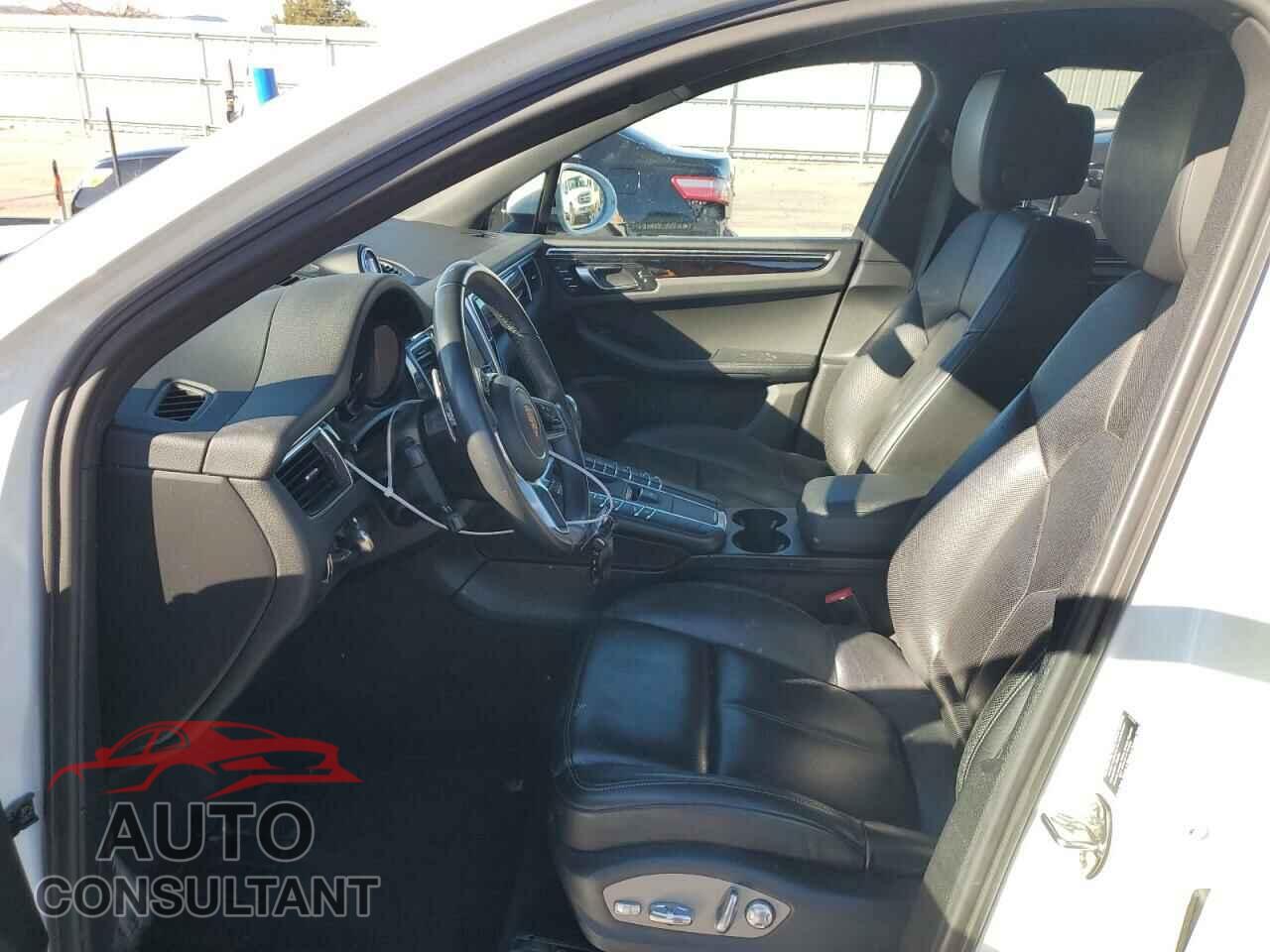 PORSCHE MACAN 2016 - WP1AB2A50GLB41209