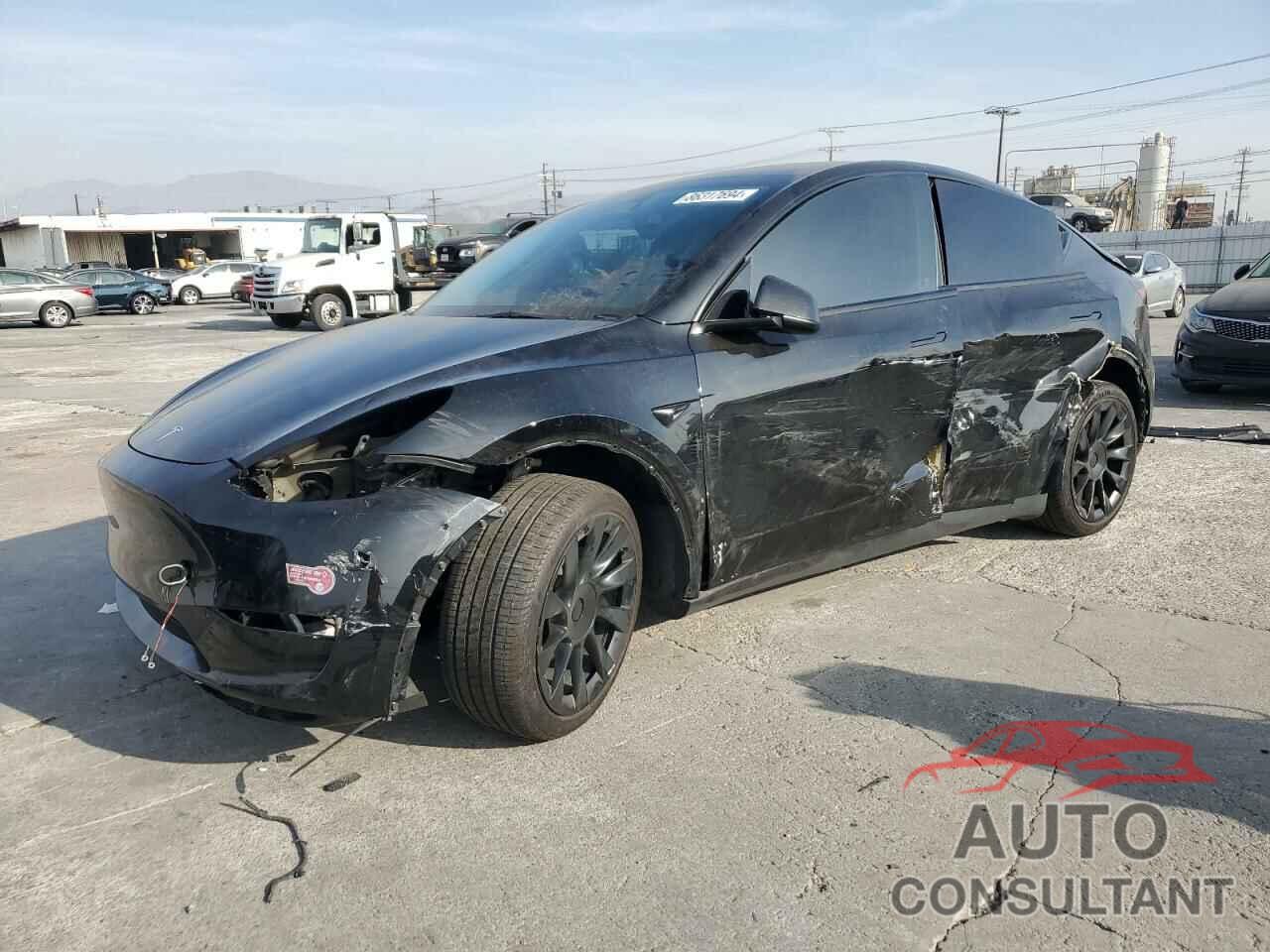 TESLA MODEL Y 2023 - 7SAYGDEE1PF881834
