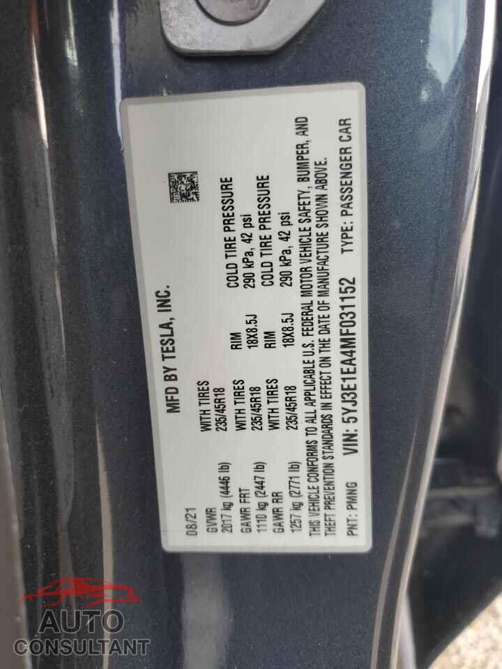 TESLA MODEL 3 2021 - 5YJ3E1EA4MF031152