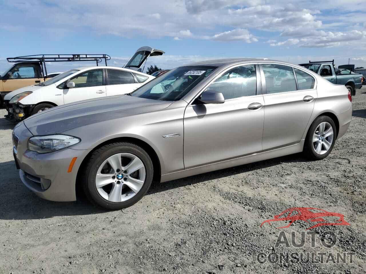 BMW 5 SERIES 2011 - WBAFR1C52BC749197