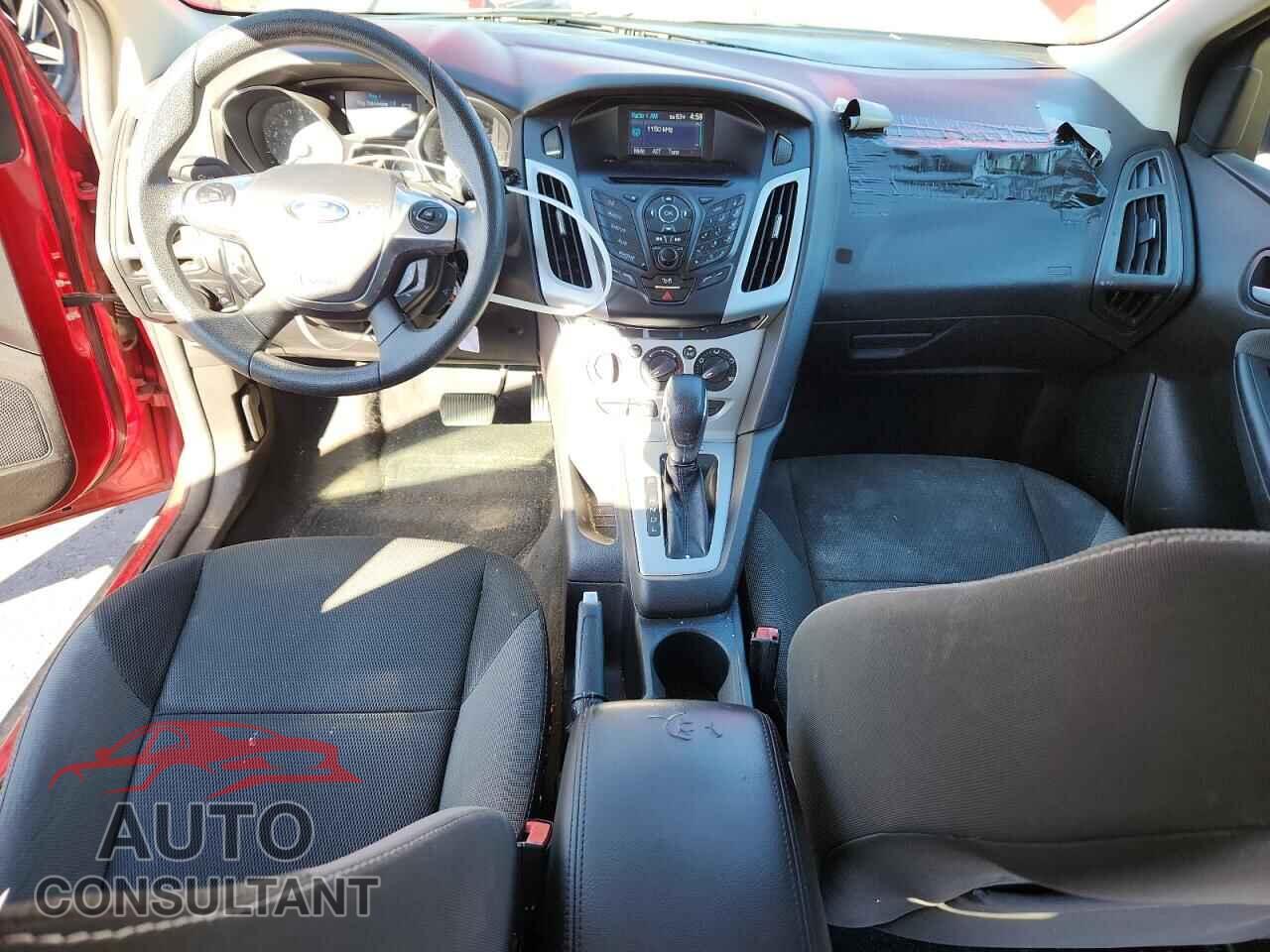 FORD FOCUS 2012 - 1FAHP3F28CL382151