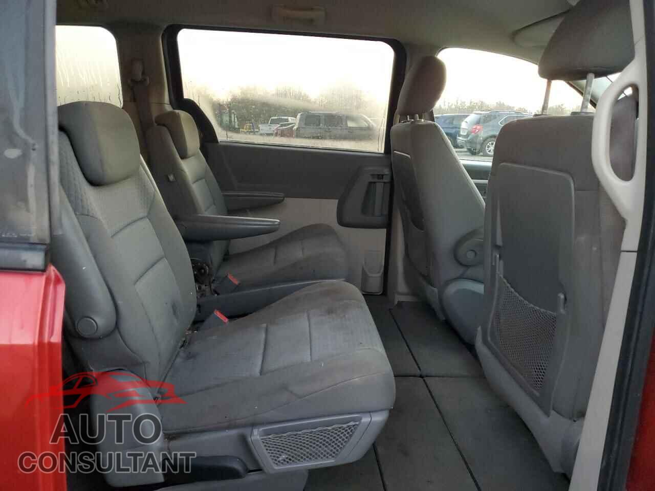 DODGE CARAVAN 2010 - 2D4RN4DE6AR112401