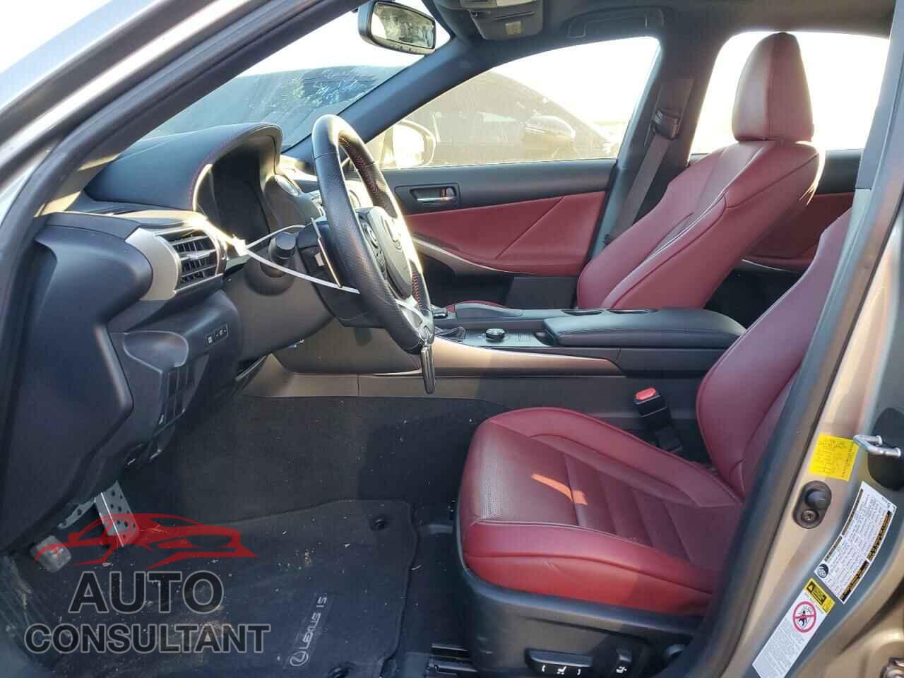 LEXUS IS 2015 - JTHBE1D24F5015381