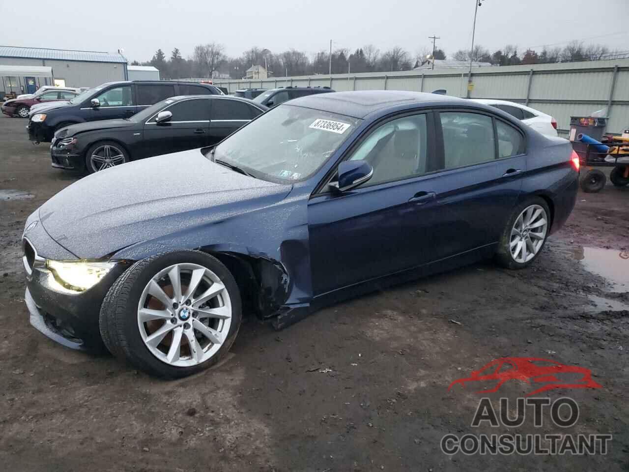 BMW 3 SERIES 2018 - WBA8E5G57JNU47381