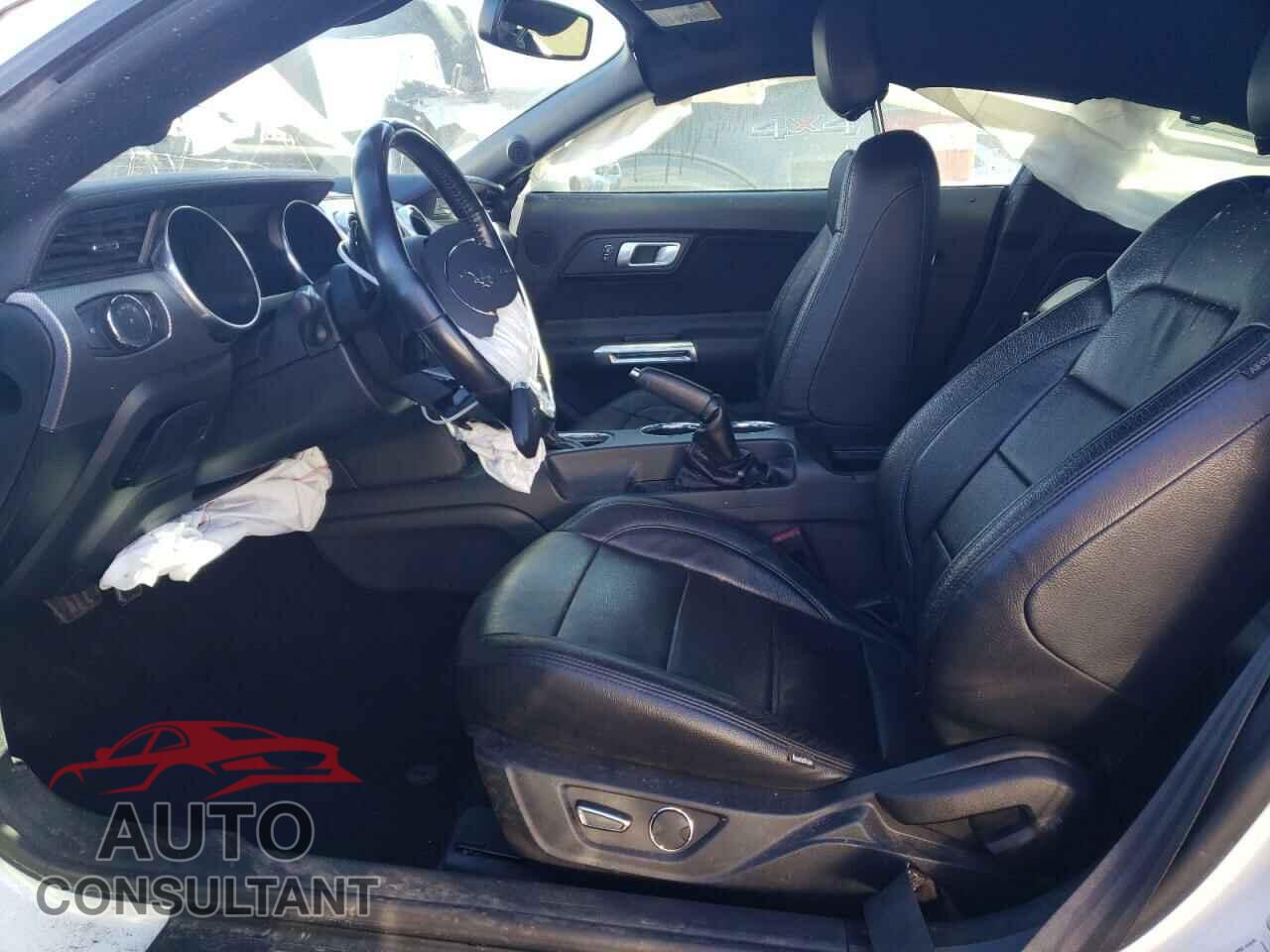 FORD MUSTANG 2019 - 1FA6P8CF3K5115062