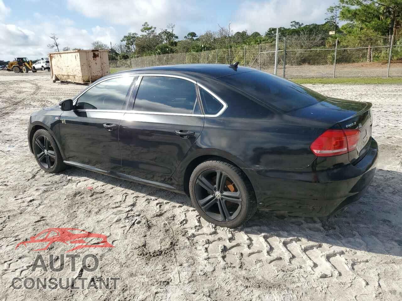 VOLKSWAGEN PASSAT 2012 - 1VWBN7A38CC068736