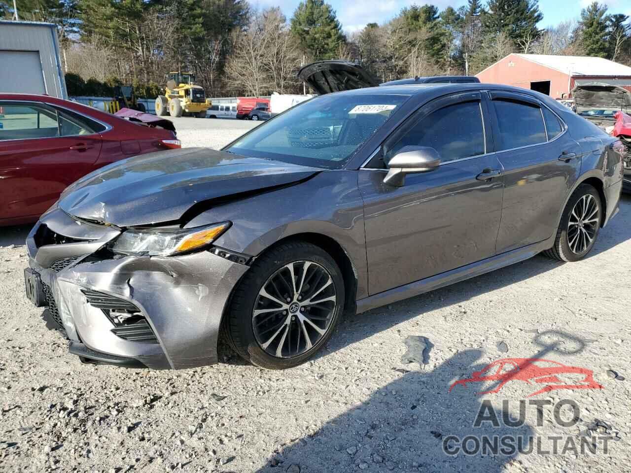 TOYOTA CAMRY 2018 - 4T1B11HK1JU131283