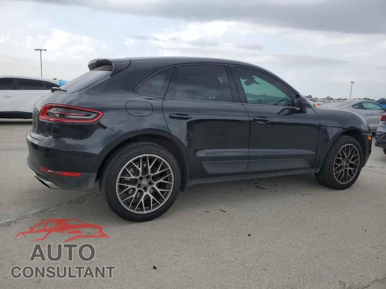 PORSCHE MACAN 2018 - WP1AA2A58JLB17573