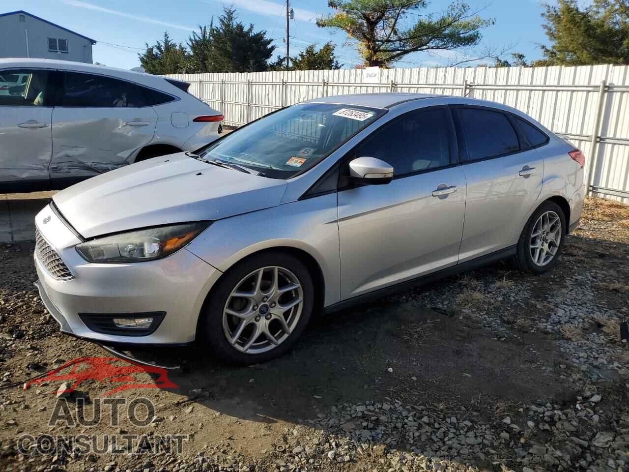 FORD FOCUS 2015 - 1FADP3F21FL235432