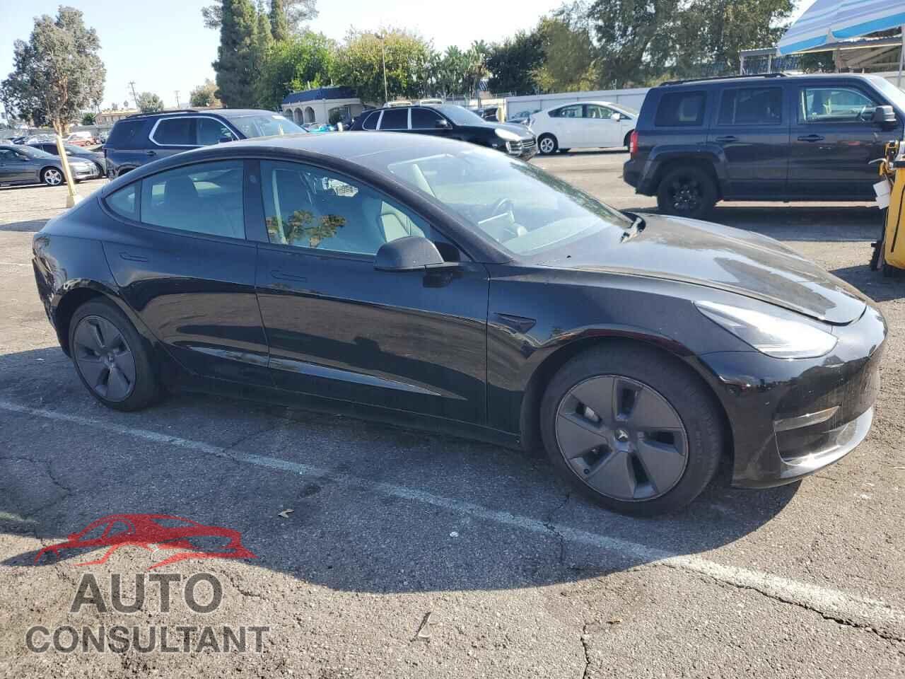 TESLA MODEL 3 2023 - 5YJ3E1EAXPF496040