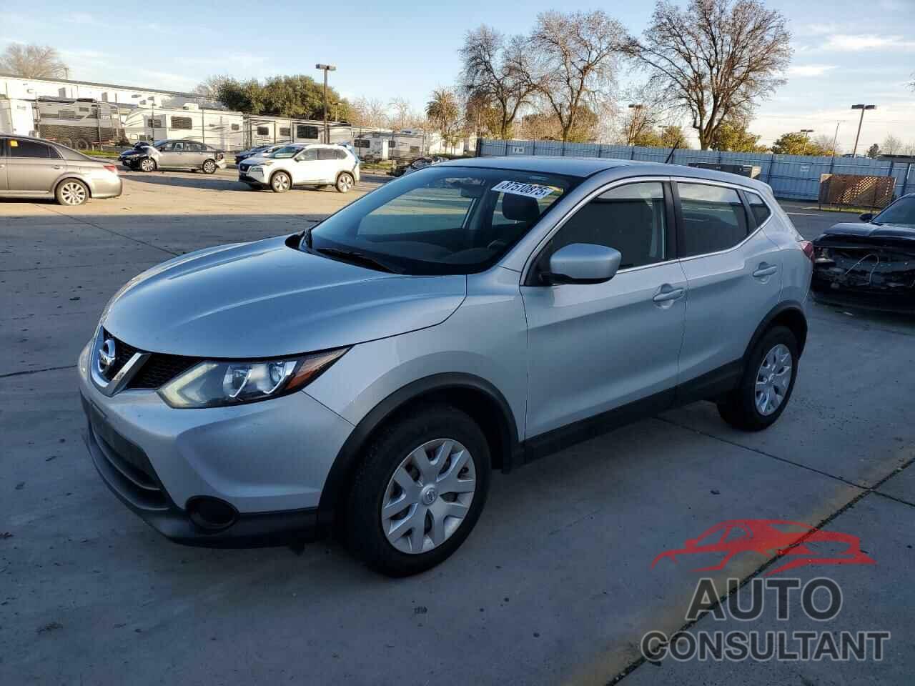 NISSAN ROGUE 2017 - JN1BJ1CP6HW007843