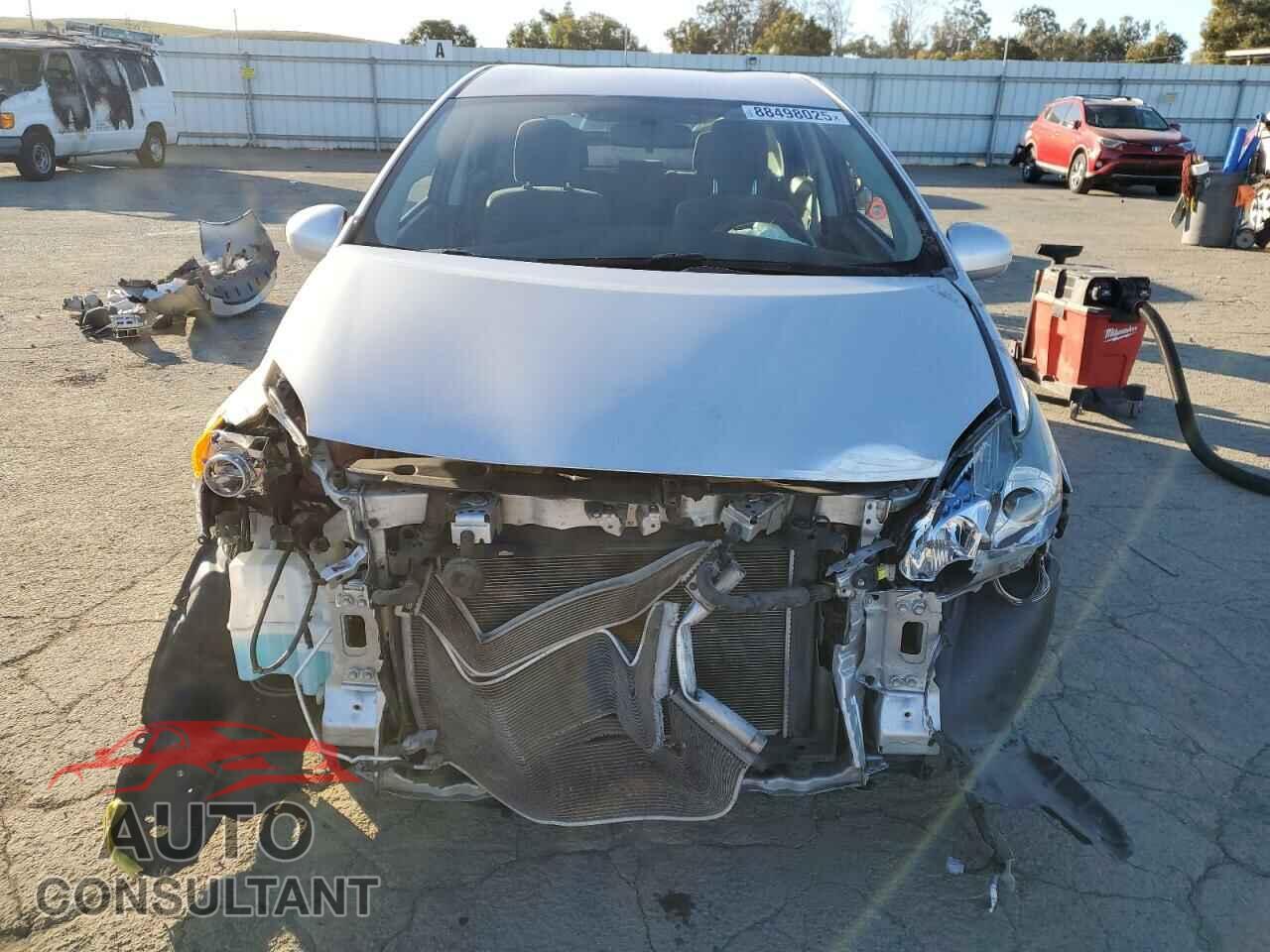 TOYOTA PRIUS 2013 - JTDKN3DP0D3041834