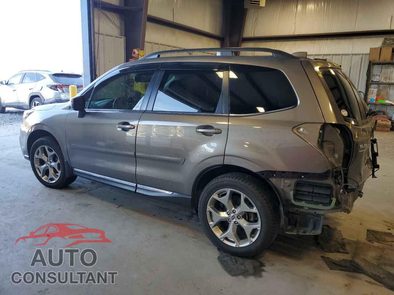 SUBARU FORESTER 2018 - JF2SJAWC3JH516497
