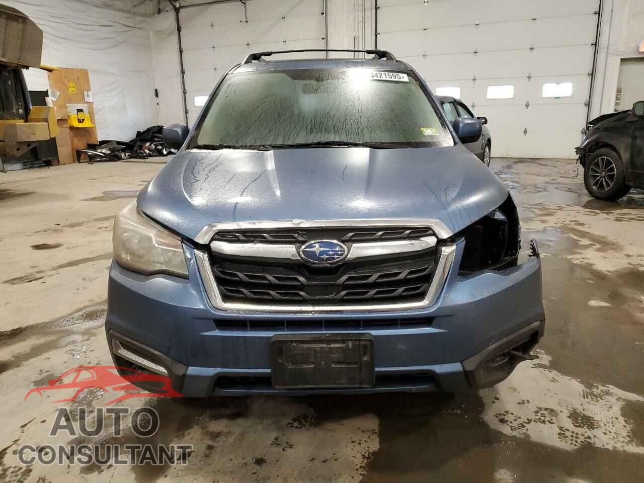 SUBARU FORESTER 2017 - JF2SJAEC0HH497581