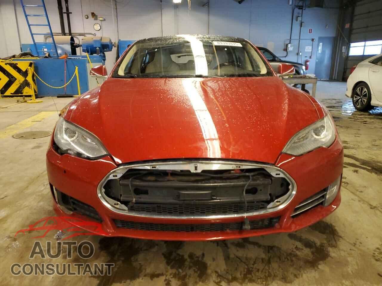 TESLA MODEL S 2014 - 5YJSA1H11EFP52016
