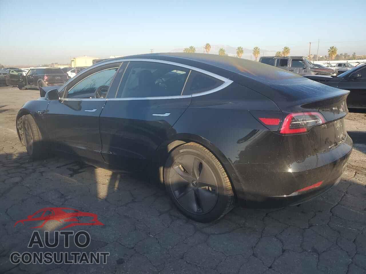 TESLA MODEL 3 2018 - 5YJ3E1EAXJF038084