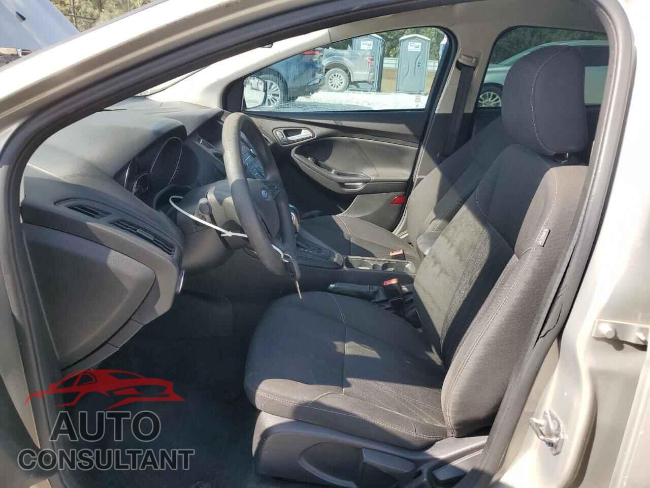 FORD FOCUS 2016 - 1FADP3F22GL312326