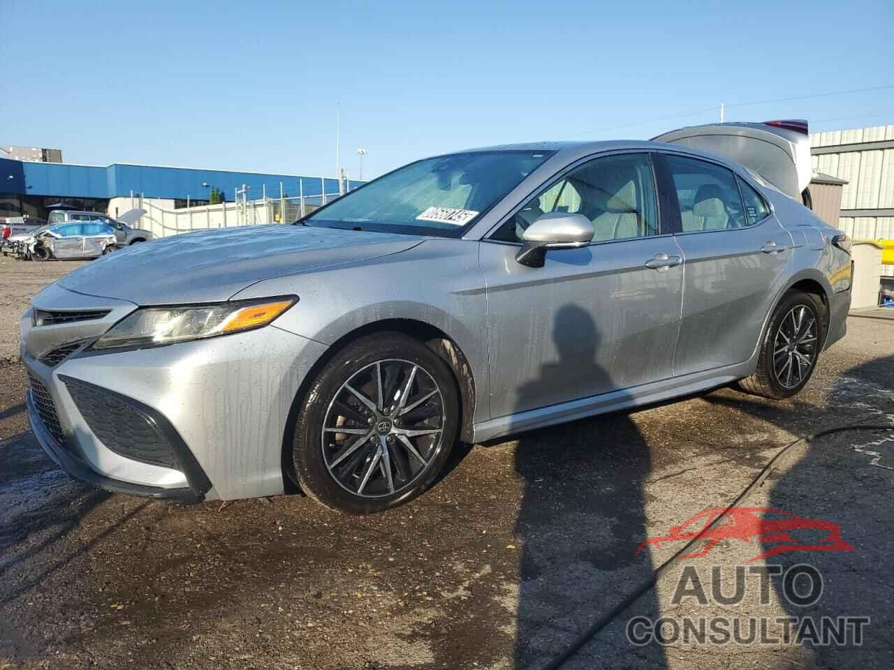 TOYOTA CAMRY 2022 - 4T1G11AK7NU717430