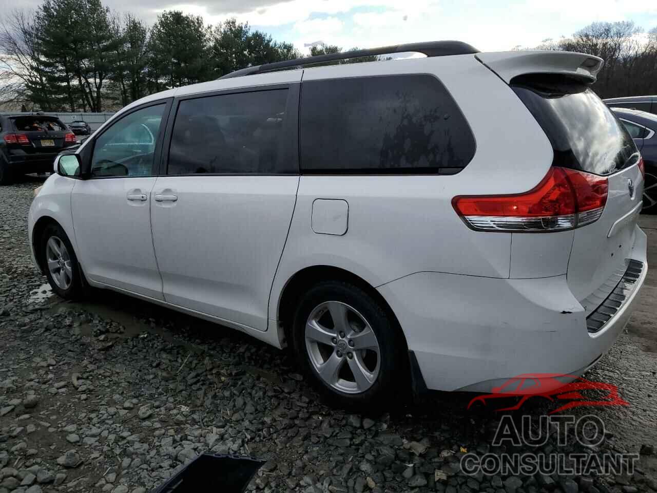 TOYOTA All Models 2013 - 5TDKK3DC6DS328311
