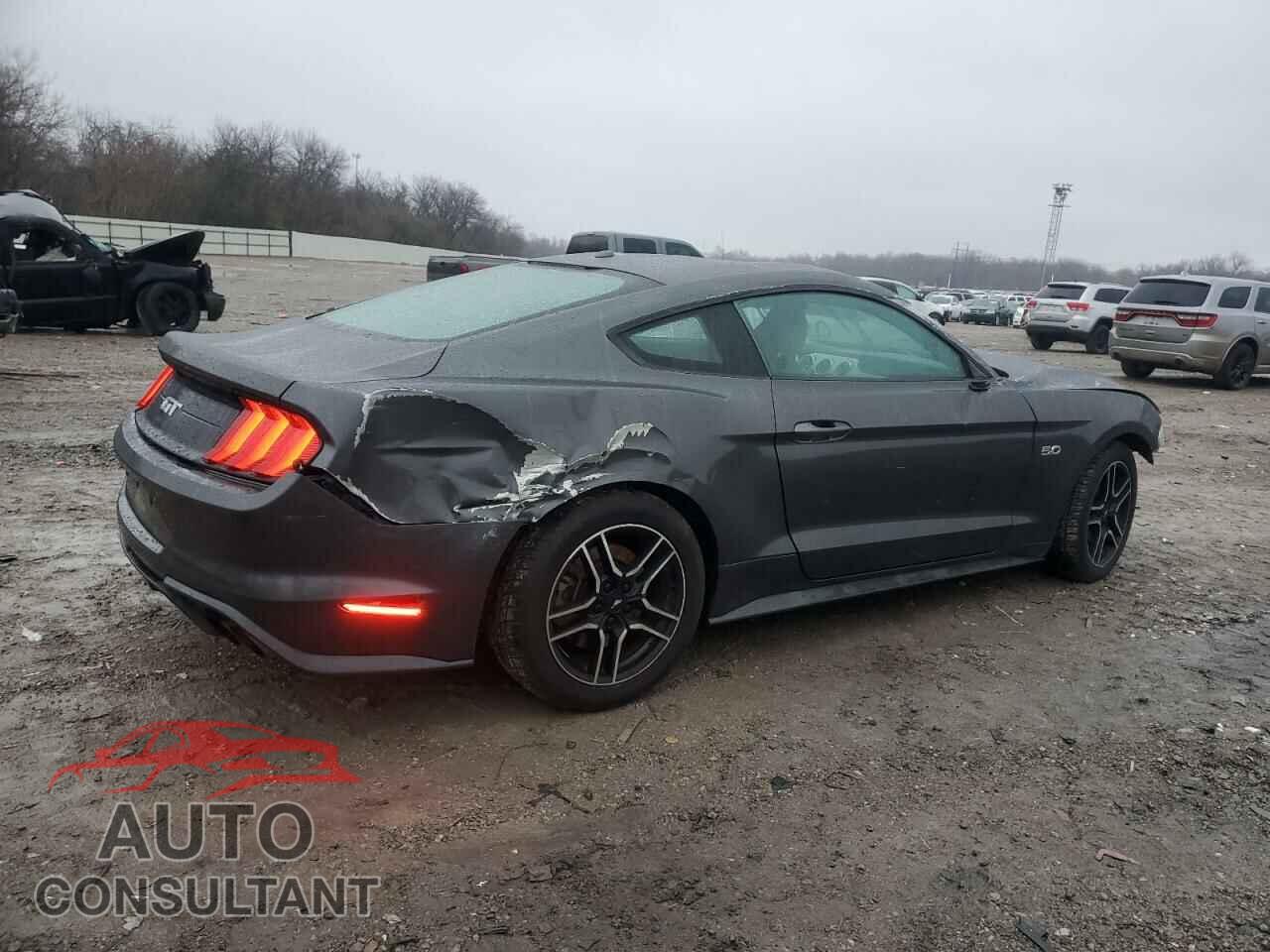 FORD MUSTANG 2018 - 1FA6P8CF9J5113914