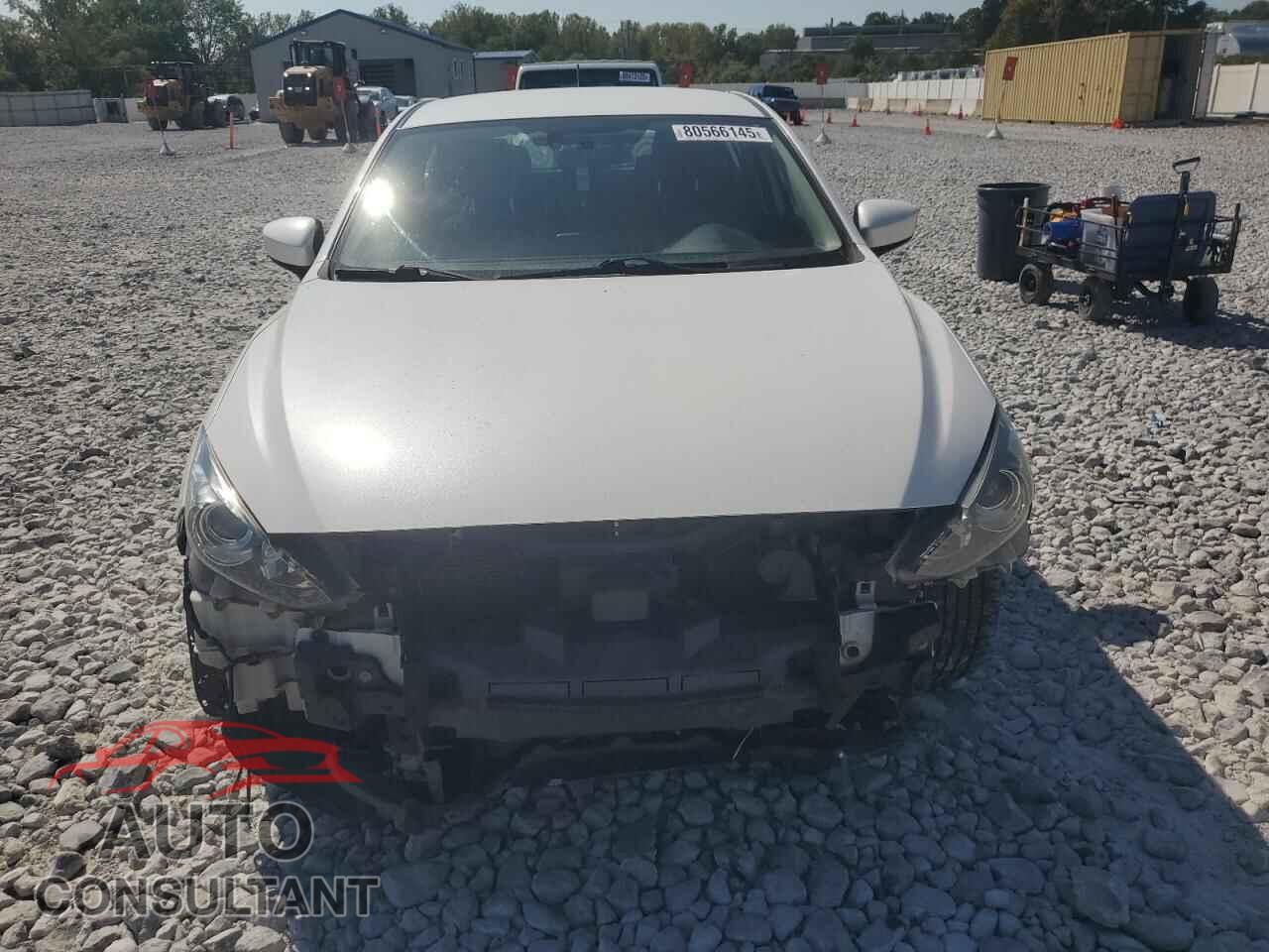 MAZDA 3 2016 - 3MZBM1K76GM323504