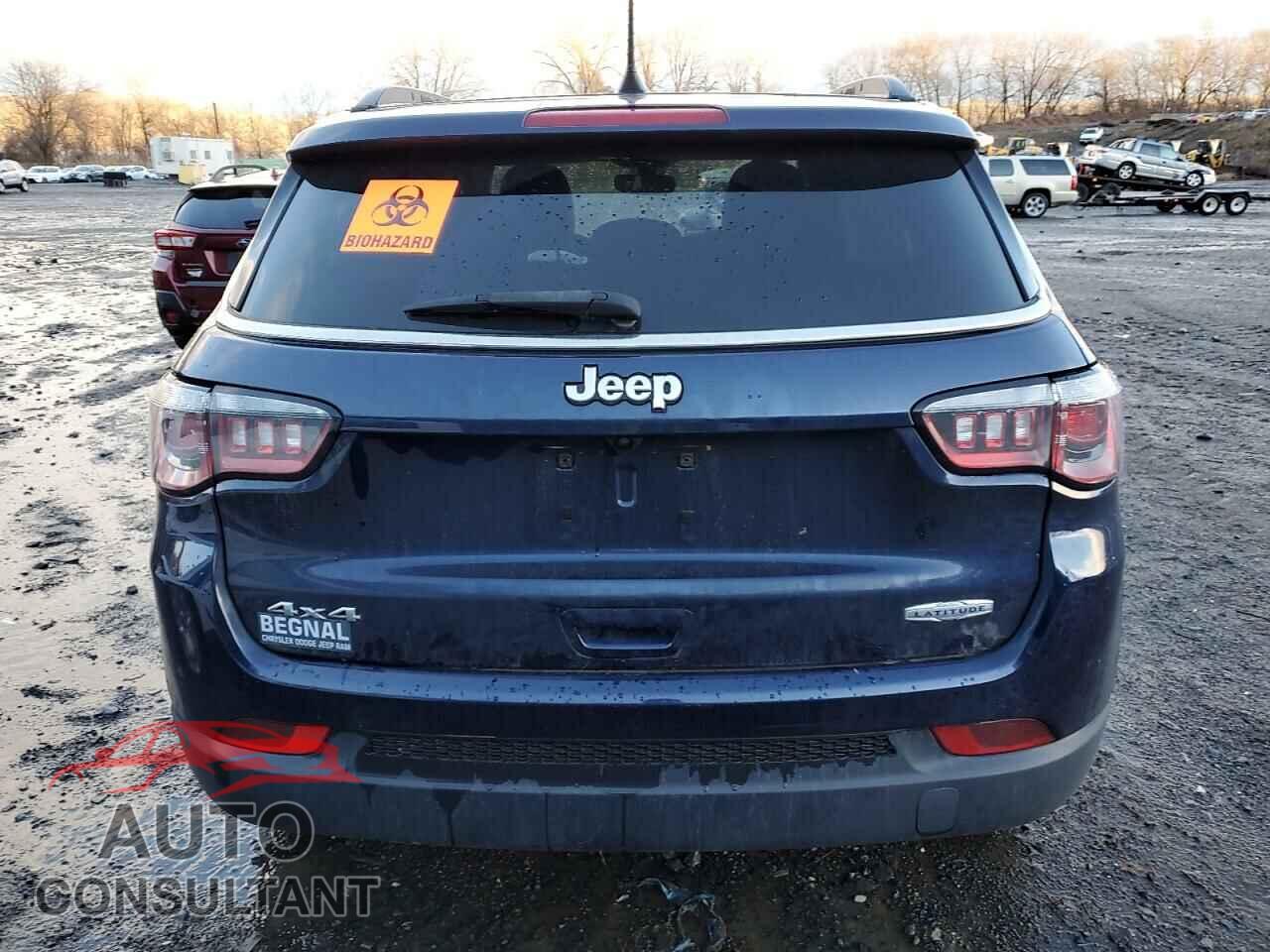 JEEP COMPASS 2018 - 3C4NJDBB3JT231276