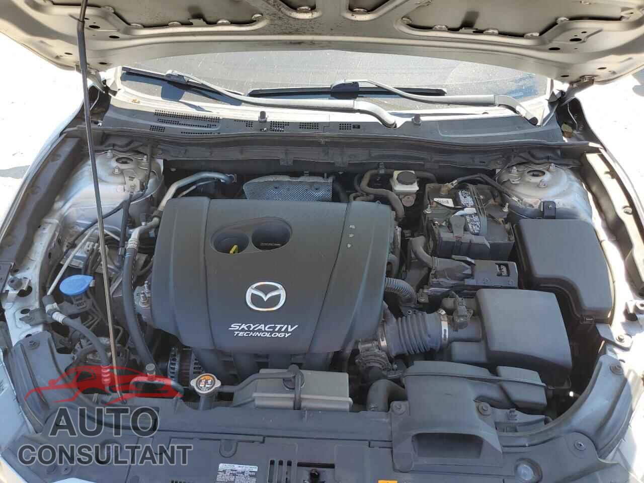 MAZDA 3 2017 - 3MZBN1V77HM122737