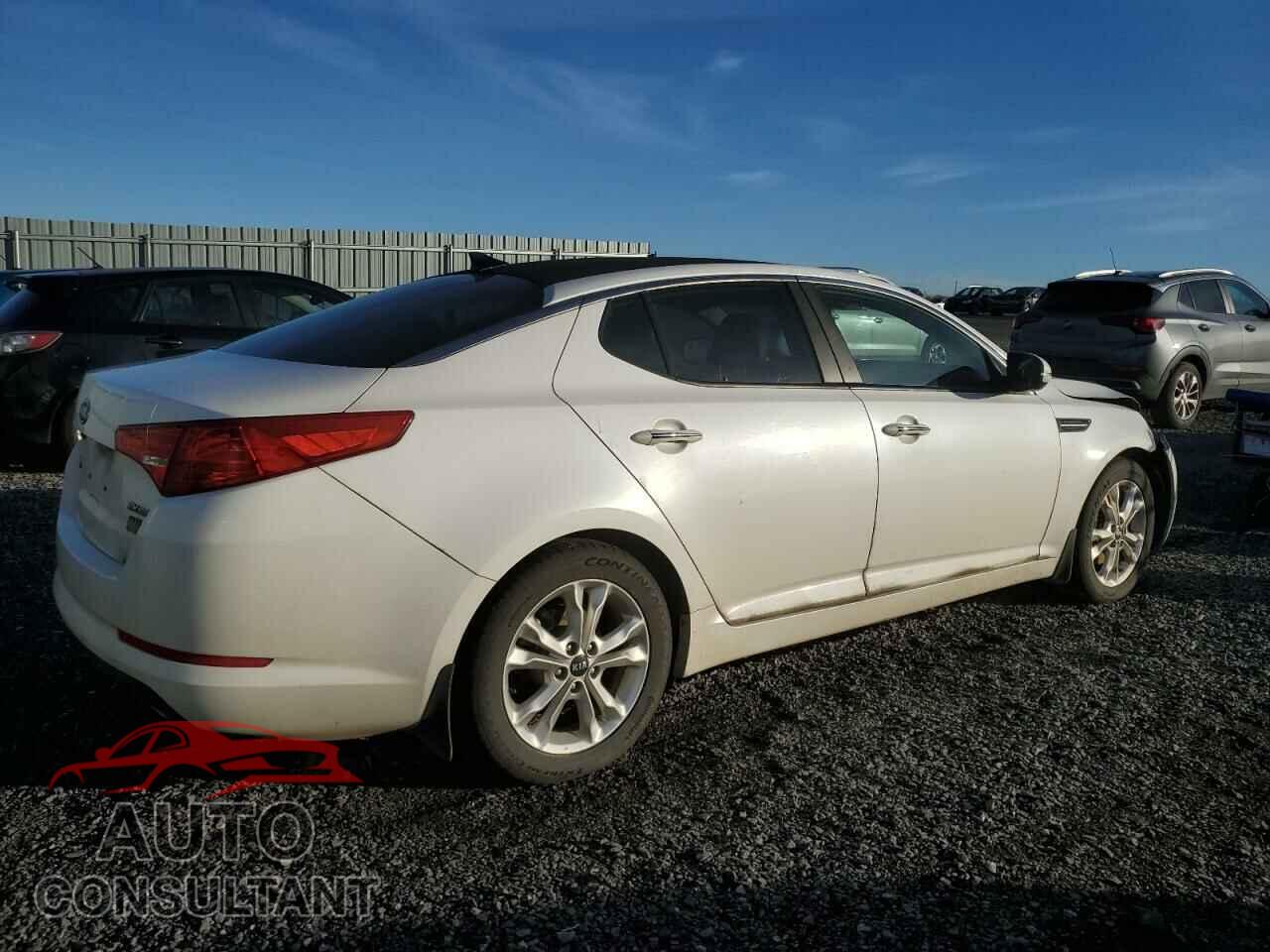 KIA OPTIMA 2011 - KNAGN4A72B5233660