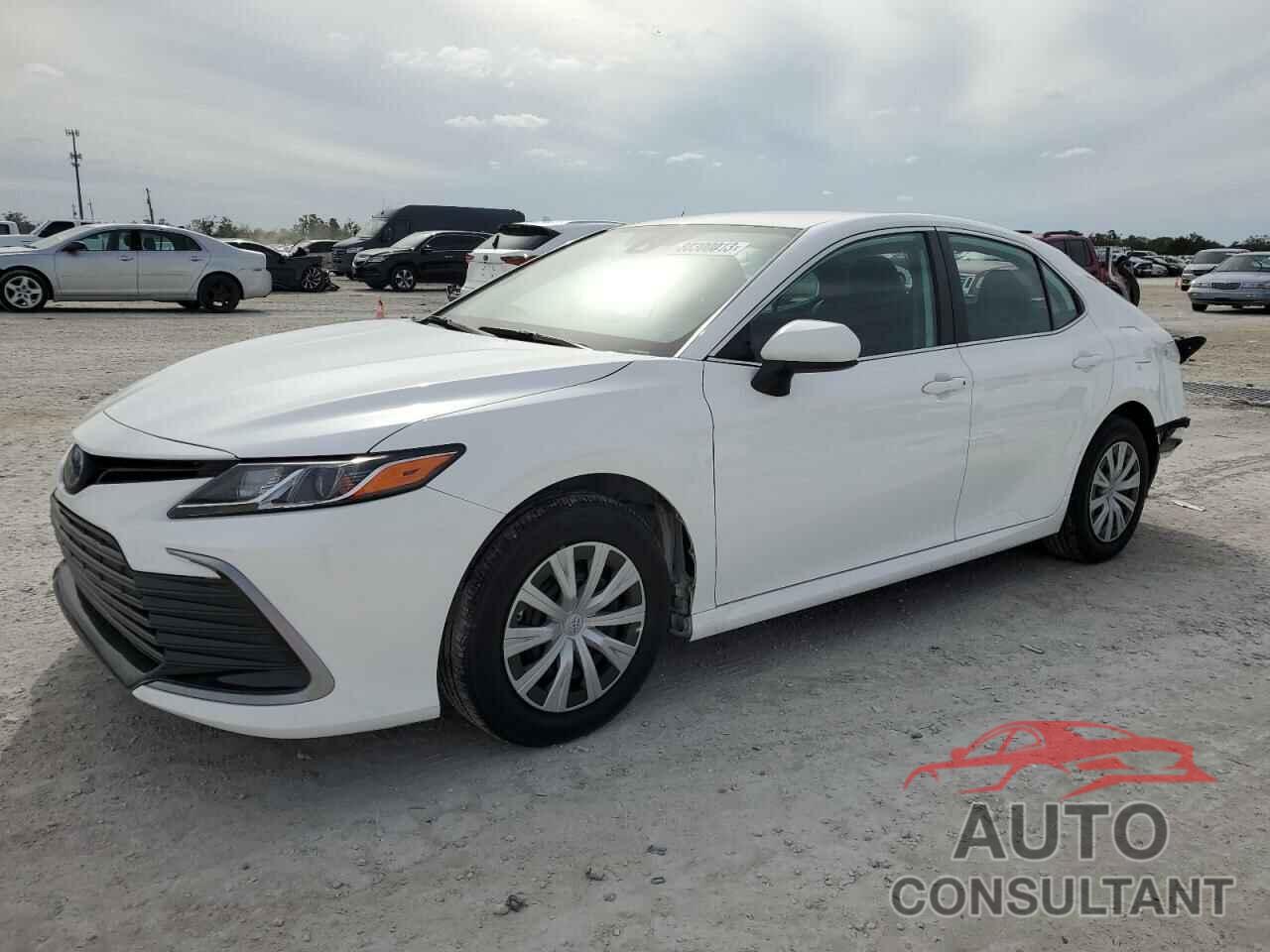TOYOTA CAMRY 2022 - 4T1C31AK4NU574283
