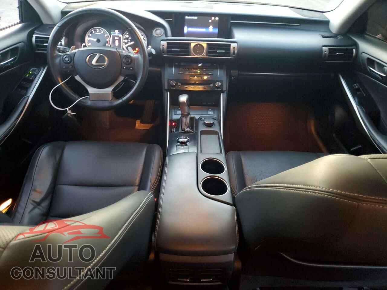 LEXUS IS 2014 - JTHCF1D22E5014164