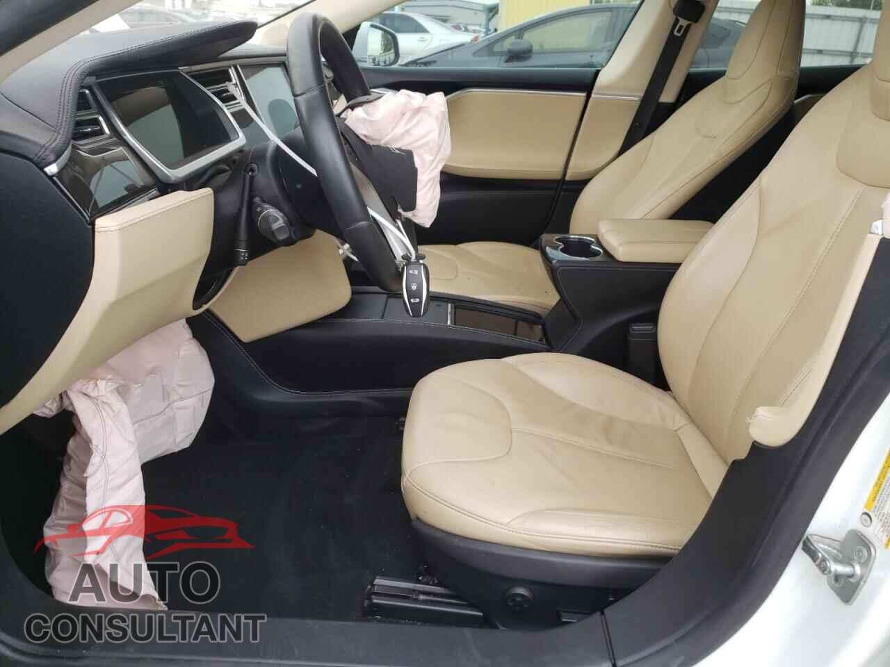 TESLA MODEL S 2013 - 5YJSA1DN9DFP21927