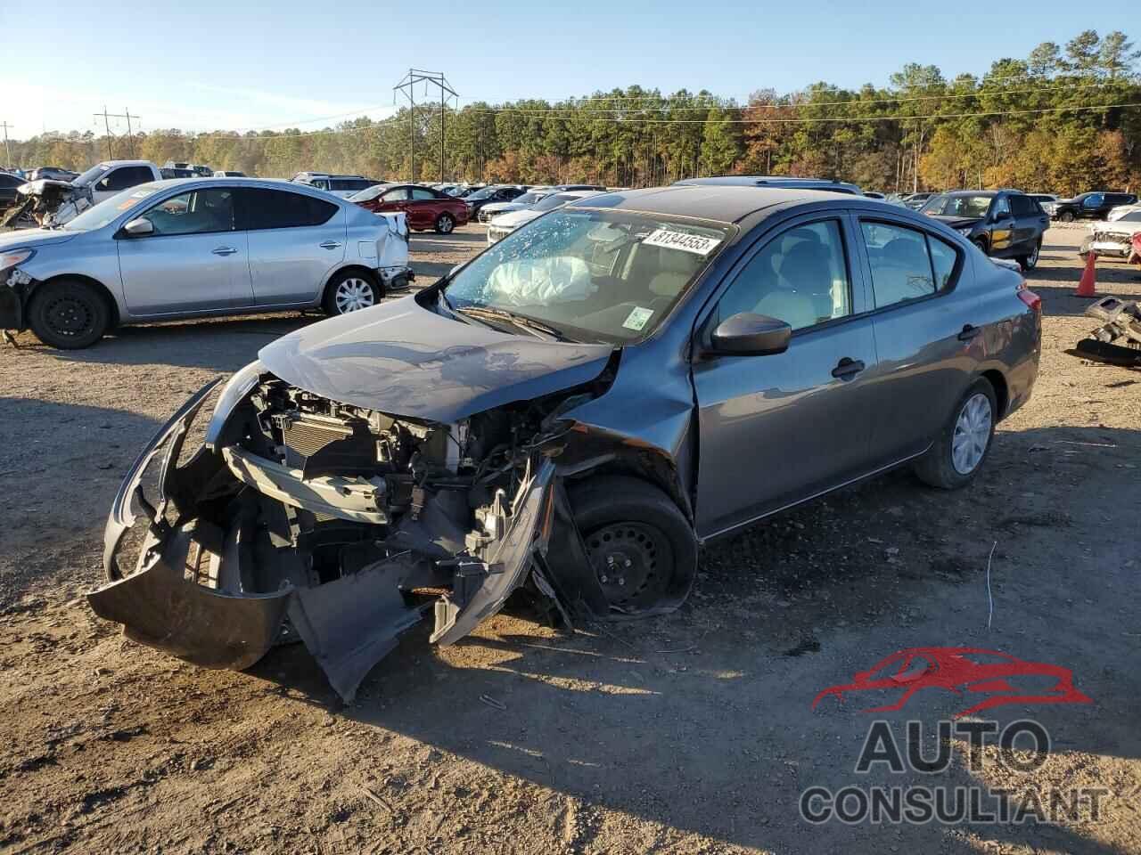 NISSAN VERSA 2019 - 3N1CN7AP5KL816505