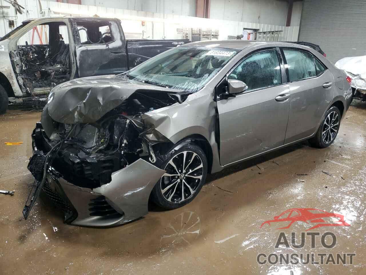 TOYOTA COROLLA 2018 - 2T1BURHE8JC056115