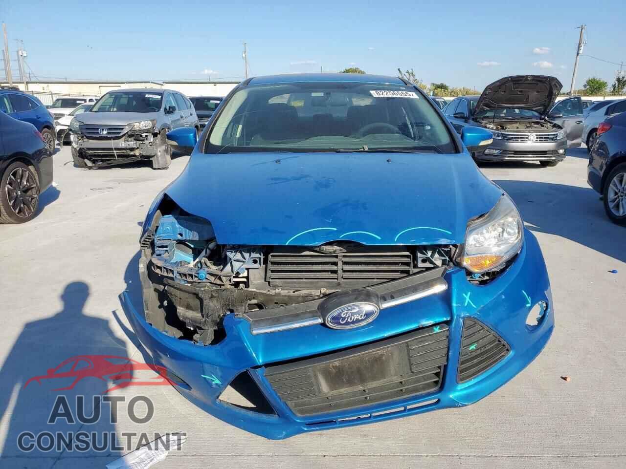 FORD FOCUS 2014 - 1FADP3F23EL340763