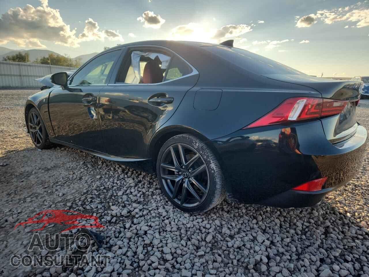 LEXUS IS 2014 - JTHCF1D22E5009143