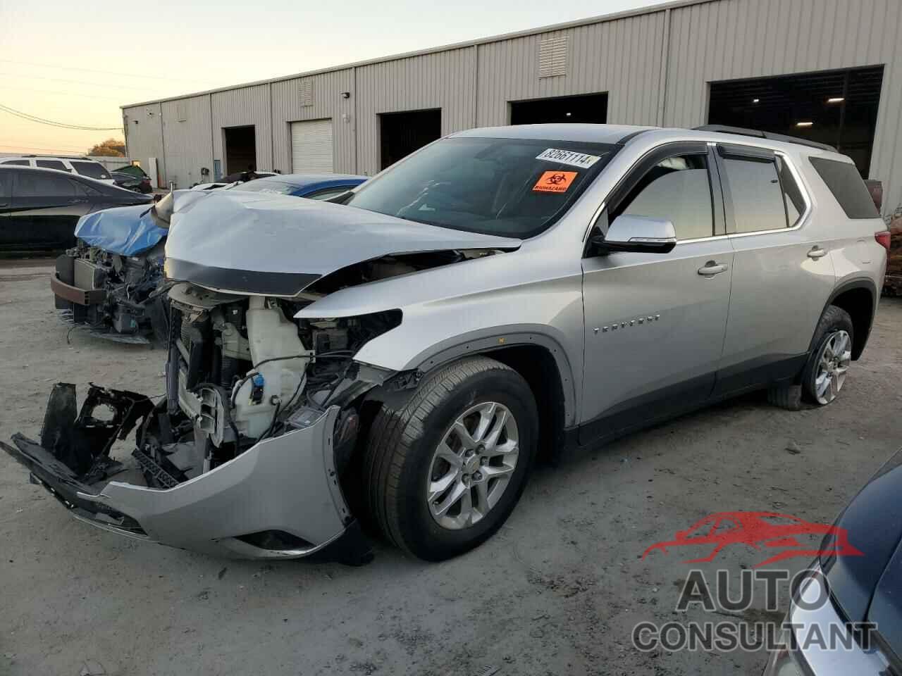 CHEVROLET TRAVERSE 2019 - 1GNEVGKW8KJ124703
