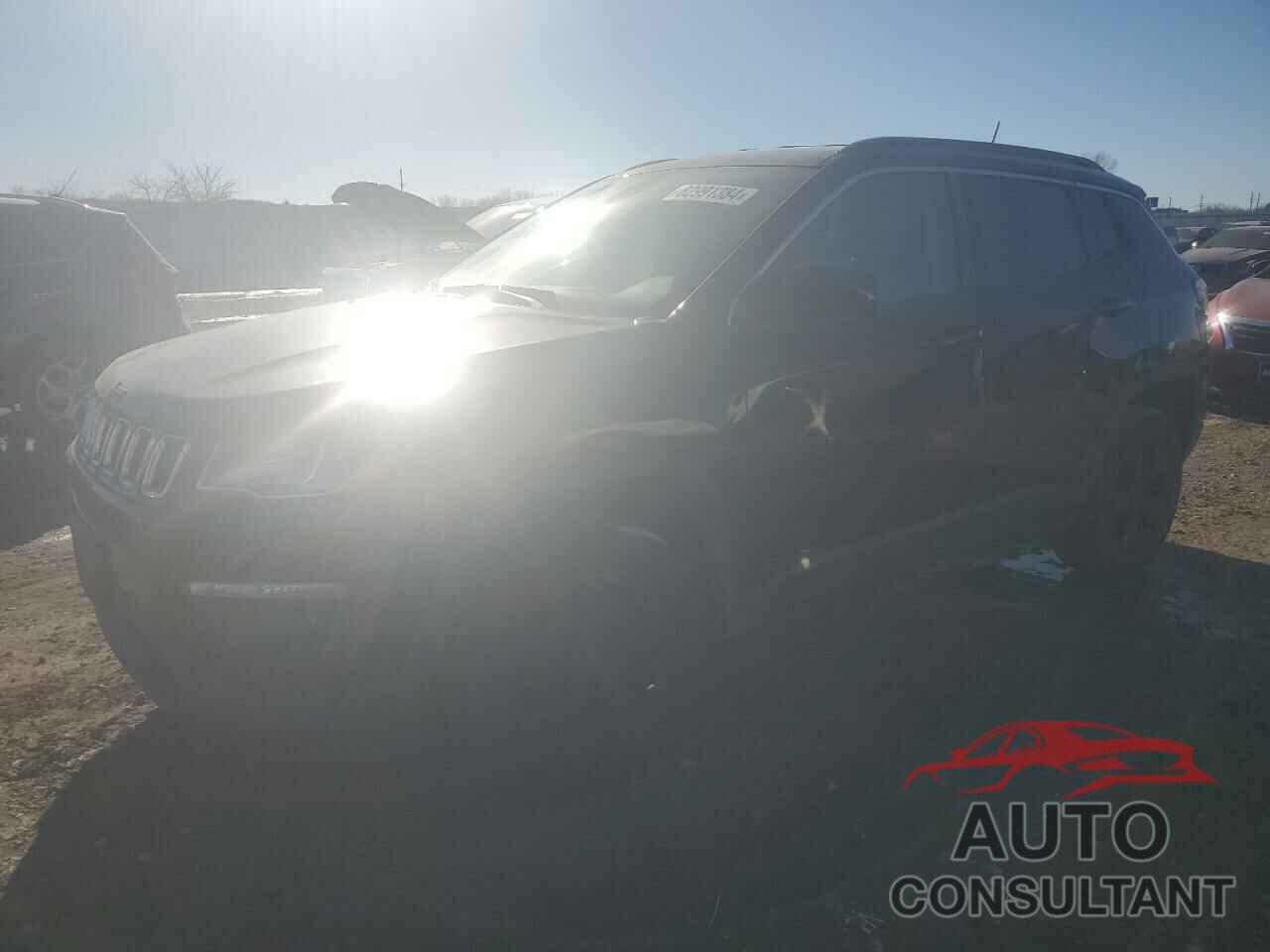 JEEP COMPASS 2018 - 3C4NJDBB8JT139354