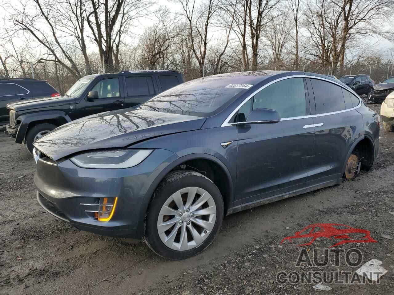 TESLA MODEL X 2017 - 5YJXCAE2XHF077431