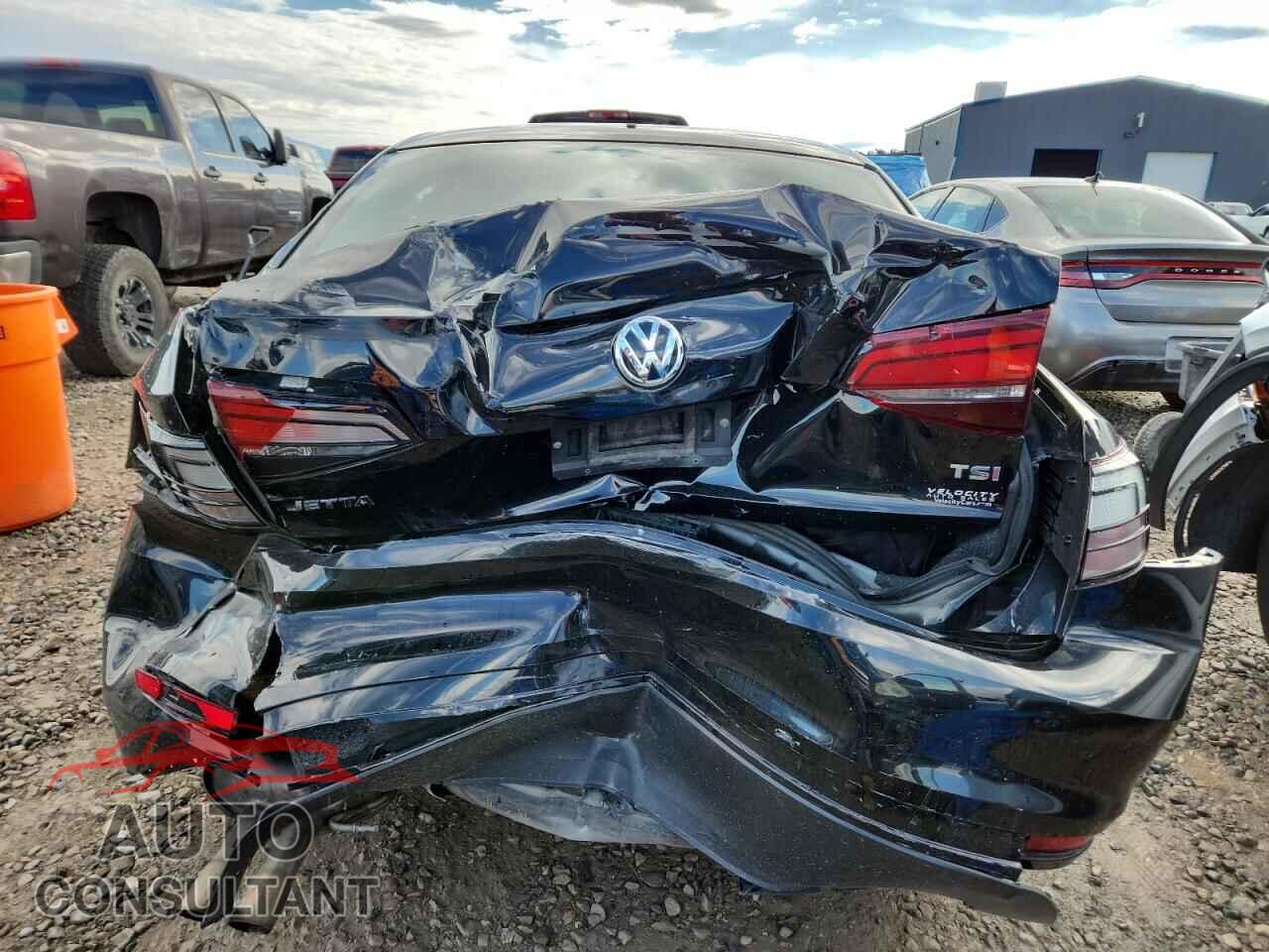VOLKSWAGEN JETTA 2017 - 3VW2B7AJ2HM360668
