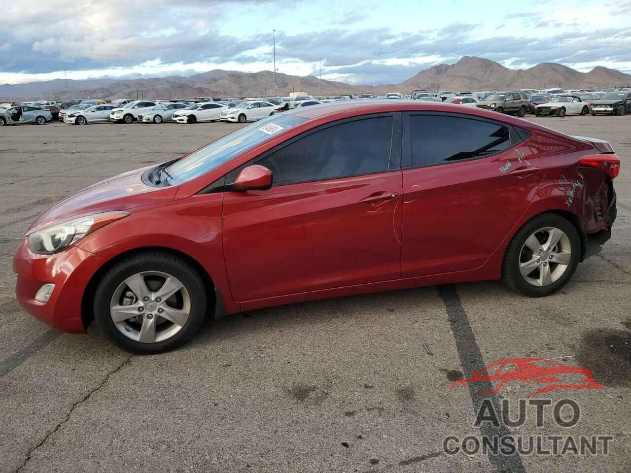 HYUNDAI ELANTRA 2013 - KMHDH4AE8DU639359