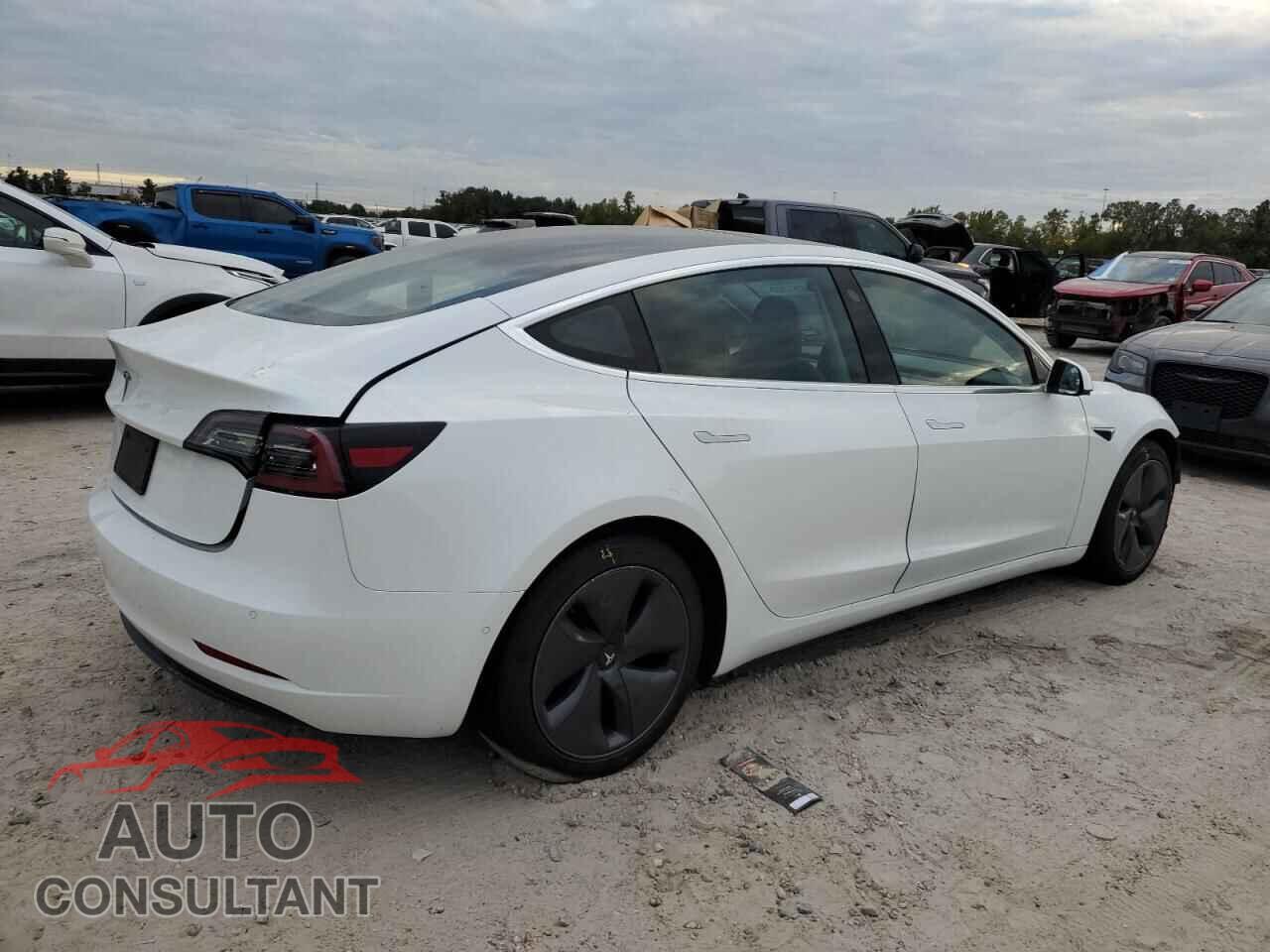 TESLA MODEL 3 2020 - 5YJ3E1EA8LF737507
