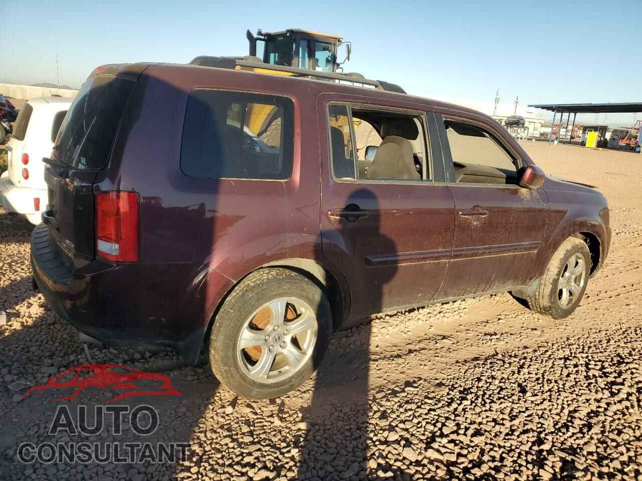 HONDA PILOT 2011 - 5FNYF4H55BB051085