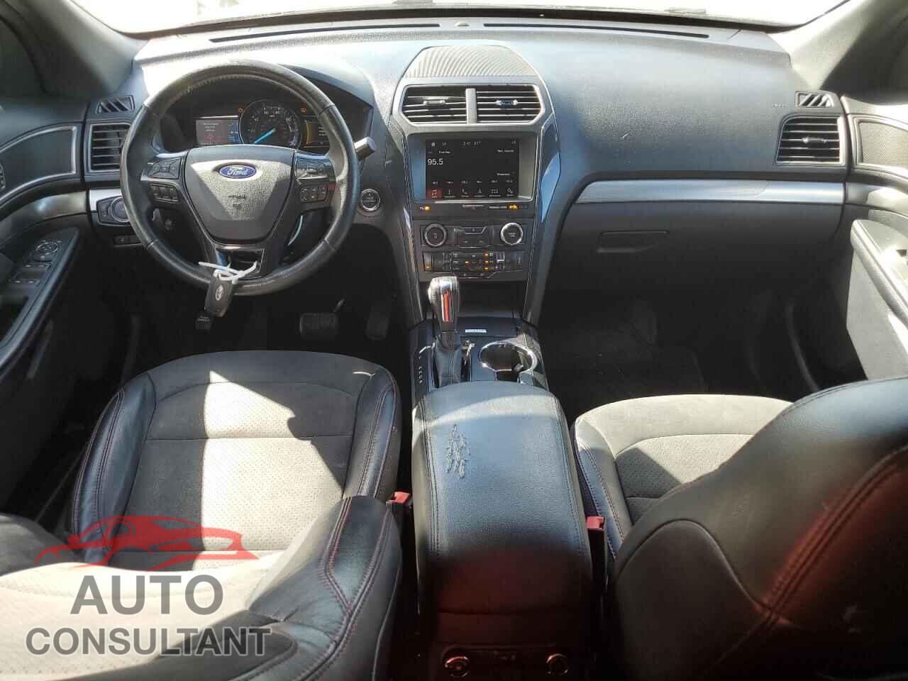 FORD EXPLORER 2018 - 1FM5K7DH2JGB63374
