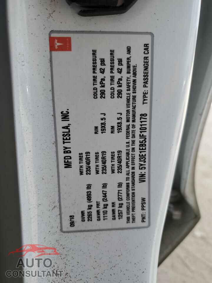 TESLA MODEL 3 2018 - 5YJ3E1EB5JF101178